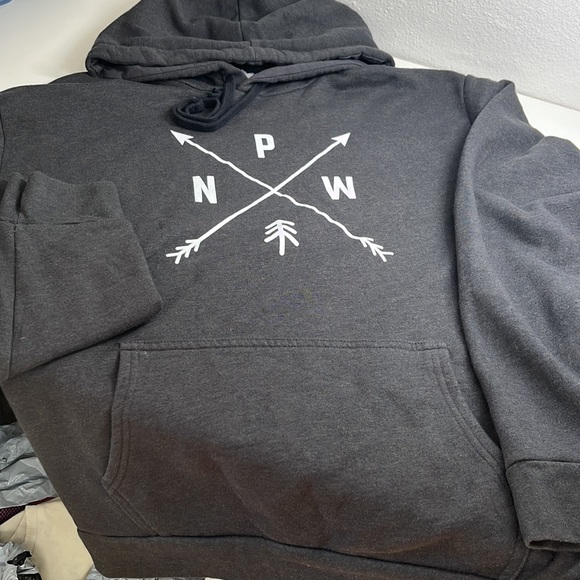PNW hoodie in excellent condition - Picture 3 of 5